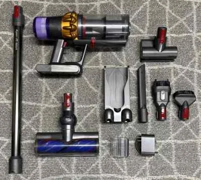 Dyson V15 Detect Cordless Stick Vacuum  SV22- Yellow/Nickel - Image 1 of 4