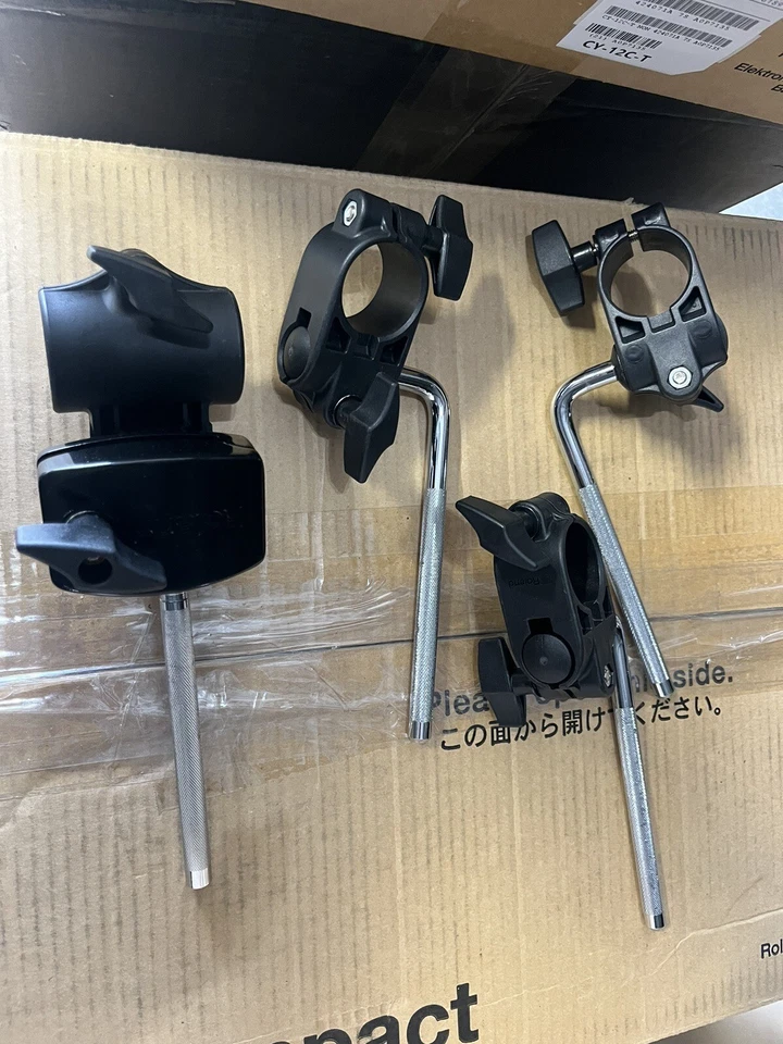 Roland V-drum Mounts, 3 Tom Mounts One Ball Joint Snare Mount  - Image 1 of 4