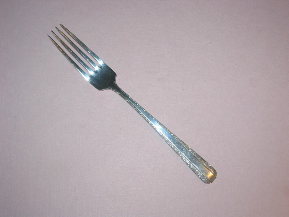 Tenedor de cena CANDLELIGHT de TOWLE Sterling ~ 7 1/4" Foto 1 de 1