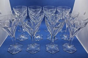 Juego de 12 copas de vino - Val Saint Lambert - Legagneux (3" de diámetro x 6" de alto) - Imagen 1 de 6