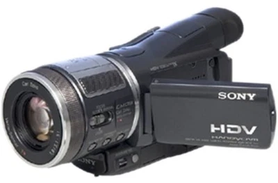 Sony Handycam HDR-HC1E, (Mini DV, Pal) Excellent Condition - Image 1 of 4