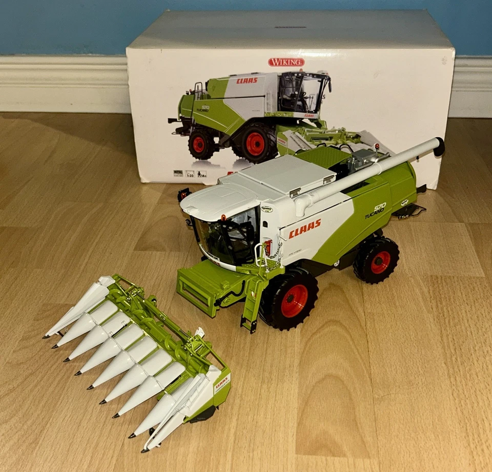 MIETITREBBIA WIKING SCALA 1:32 CLAAS TUCANO 570 CON TESTATA CONSPEED - Immagine 1 di 4