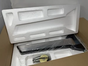 Ergotron StyleView Sitz-Steh Combo Armverlängerung - 17" poliertes Aluminium (45-261-026) - Bild 1 von 3