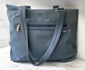 Vintage Tumi Blueberry Nylon Medium Tote Bag Style 99699-1120 Discontinued NWOT - Picture 1 of 19
