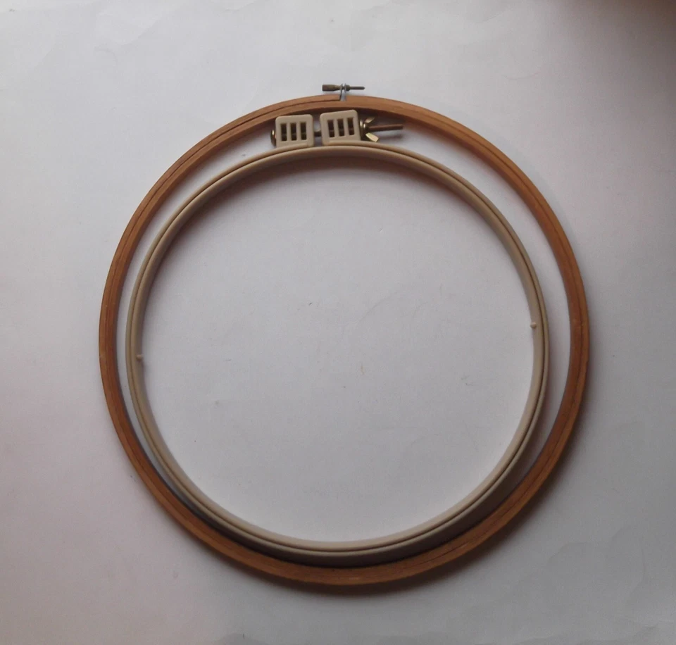 Wood & Plastic Embroidery cross stitch Quilt Hoop Frames 15” & 13" Round Set - Image 1 of 3