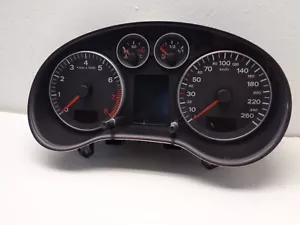 Audi A3 8P Kombiinstrument 8P0920931A Tacho Cluster Speedometer - Picture 1 of 3