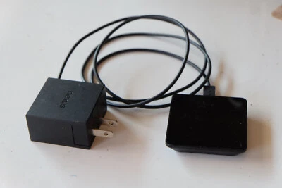 Google Nexus wireless charger A010 + original AC adapter AA1-AA - Image 1 of 3