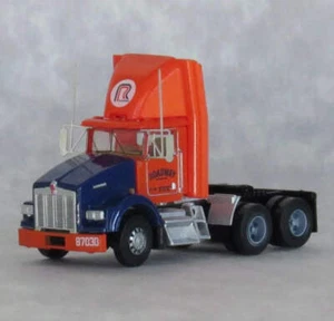 Trainworx N-Scale 48084-01 Kenworth Tractor Roadway Tandem Axle - Picture 1 of 1