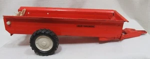 ERTL Allis Chalmers manure spreader 1/16 - Picture 1 of 5