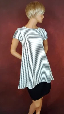 Olivaceous Boutique Short Sleeve Knit Swing Top S Scoop Back Black White Stripe - Image 1 of 4