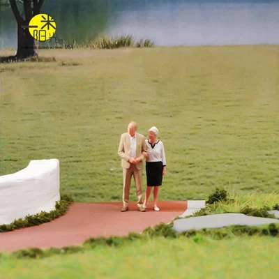 Resin 1/64 Diorama Elderly Couple Set Miniature Figure Doll Fit Car Toys Scene - Image 1 of 4