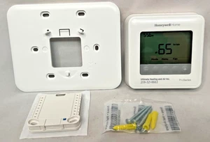 Honeywell Home ProSeries TH4110U2005 T4 Pro Programmable Thermostat HVAC - Picture 1 of 5