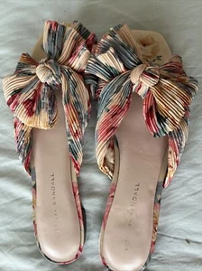 New Loeffler Randall Daphne floral multicolor pleated flat sandals shoes 8.5 B - Picture 1 of 11