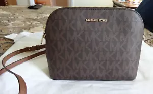 Michael Kors "NEW" Cindy Dome Crossbody Retail $198 - Picture 1 of 11