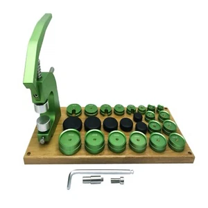 Pressenwerkzeug Für Uhrengehäuse Presse Für Die Montage Von Gehäuseböden Bei - Bild 1 von 6