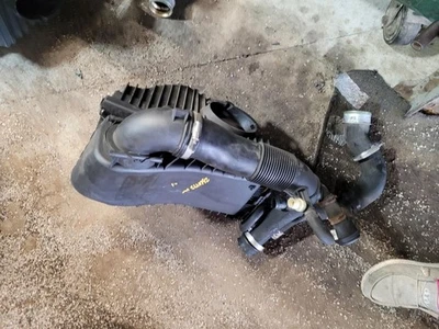 Purificador de aire 3,6 L sin turbo compatible con 11-18 PORSCHE CAYENNE 1962692 Foto 1 de 4