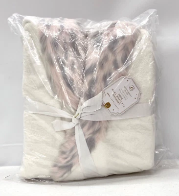 NUEVO Bata con Capucha Pottery Barn ADOLESCENTE Rubor Leopardo Imitación Piel ~ Talla Única ~ SIN MONO Foto 1 de 2