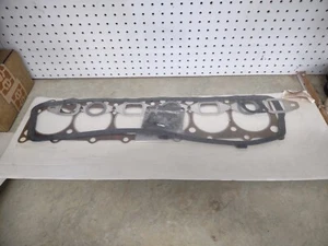 Head Gasket Case FARMALL 372770 International 806 560 766 826 706 856 756 656 - Picture 1 of 5