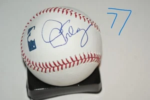 PAT RILEY FIRMADO BÉISBOL LOS ANGELES LAKER ENTRENADOR EN JEFE NEW YORK NICKS MIAMI HEAT - Imagen 1 de 1