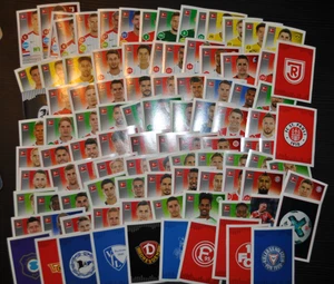 TOPPS - Fußball - Bundesliga - Sticker - Saison 2017 / 2018 - ca. 100 Stück  - Bild 1 von 1