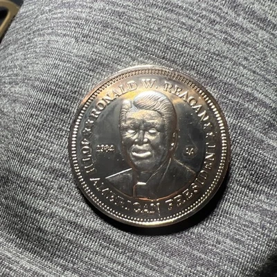 Nice 1984 Ronald W. Reagan Double Eagle Commemorative Coin Silver AA You Grade - Image 1 of 2