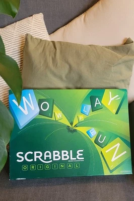 Scrabble Original Board Game 2012 Mattel Games, Complete. - Image 1 of 4