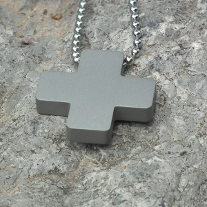 Barra de palanca de titanio EDC Crucifijo Cruz Católica Religiosa Collar Colgante Adorno - Imagen 1 de 5