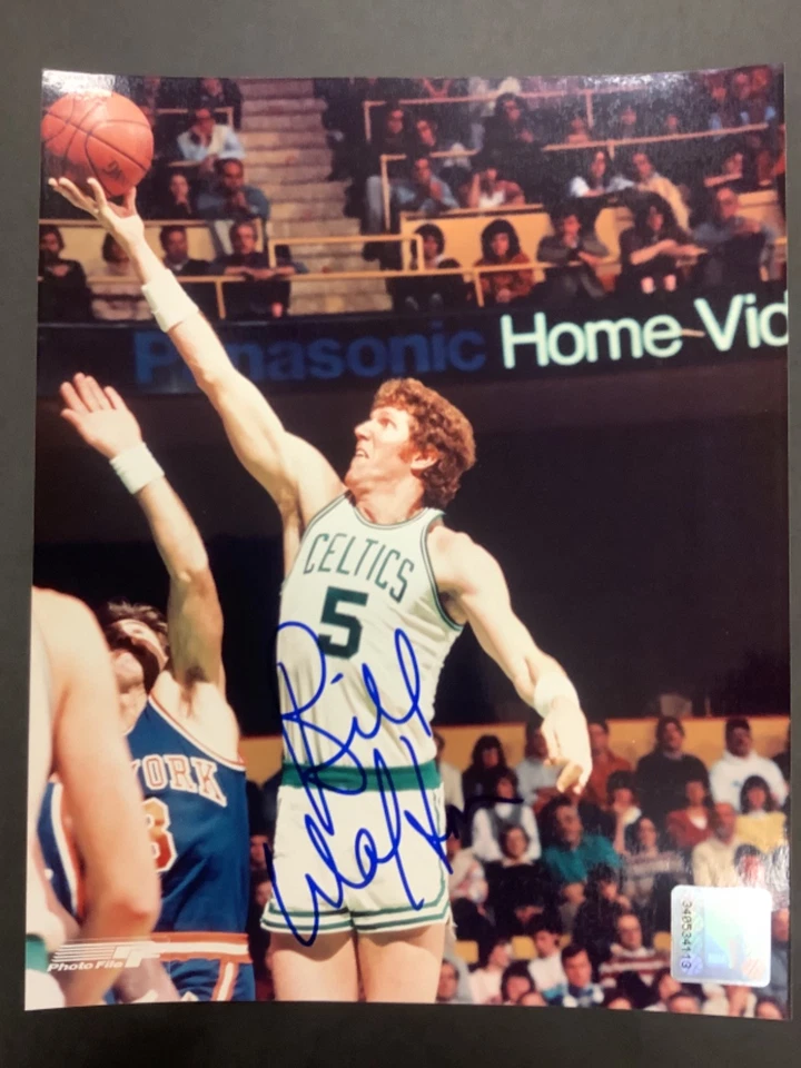 FOTO 8x10 firmada por Bill Walton baloncesto de los Boston Celtics UCLA BRUINS CERTIFICADO DE AUTENTICIDAD AUTOMÁTICO Foto 1 de 1