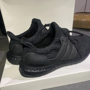 Herren Adidas Ultraboost 4.0 DNA Turnschuhe FY9121 dreifach schwarz UK 10 Boost - Bild 1 von 16