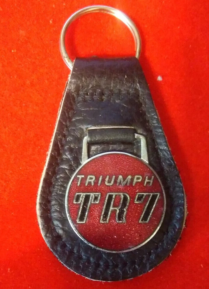 British Cars Keychain, Triumph,Lotus,Spitfire,GT6,TR8,Sunbeam,Mini Cooper,Jaguar - Image 1 of 1