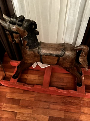 TRES BEAU CHEVAL A BASCULE ANCIEN  - Photo 1/2