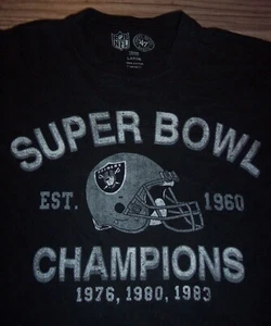 VINTAGE STYLE LOS ANGELES RAIDERS NFL SUPER BOWL CHAMPIONS T-Shirt MENS SMALL - Picture 1 of 4