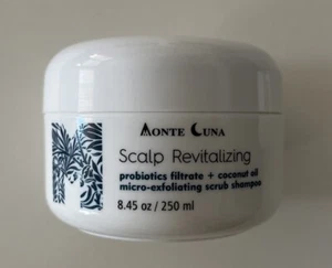Champú microexfoliante filtrado probiótico revitalizante para el cuero cabelludo Monte Luna - Imagen 1 de 4