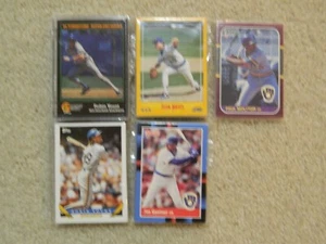 Vier Milwaukee Brewers Team Sets 1993 Topps, 1987, '88, '89 Donrus & '94 Tombsto - Bild 1 von 2