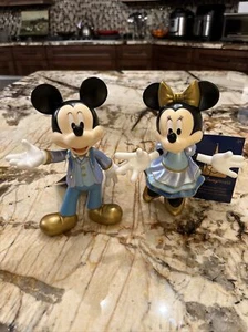 2022 WDW 50 aniversario conjunto de figuras articuladas de Mickey y Minnie Mouse 🙂 nuevas con etiquetas - Imagen 1 de 12