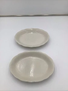 Set Of 2 Ivory Buffalo China Oval Platters 9.5 X 7.25 Scalloped Mid Century Mod - Picture 1 of 5