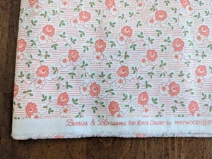 30"L/43W" 100%Baumwolle RESTSTÜCK "weiß mit orangen Blumen/Linien" MAYWOOD STUDIO, NEU - Bild 1 von 6