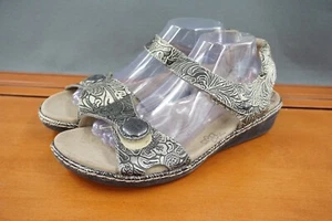 Taos Escape Women's 11 Silver Leather Slingback Hook & Loop Casual Sandals Shoes - Picture 1 of 10