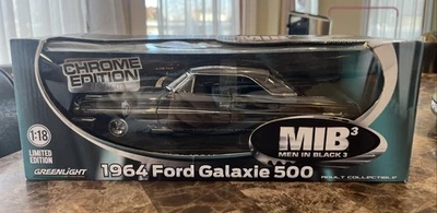 RARE Chrome Edition Men in Black 1/18 Scale 1964 Ford Galaxy 500 Greenlight - Image 1 of 4