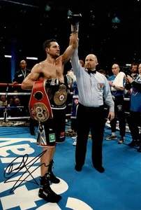 Foto firmada en persona por Carl Froch 12x8 - Autógrafo de boxeo "The Cobra" con certificado de autenticidad - Imagen 1 de 1