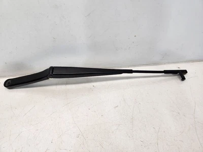 Brazo limpiaparabrisas derecho pasajero Volkswagen Jetta 2006 (sedán) Foto 1 de 4