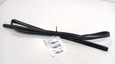 Sello de ventana de vidrio de 3 puertas Mazda goma pasajero delantero derecho 2010 2011 2012 2013 Foto 1 de 4