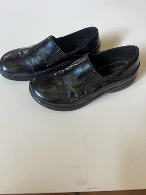 Spring Step Shoes Women’s 9.5M Ferrara Navy Patent Blue Black Colors Clogs - Image 1 of 4