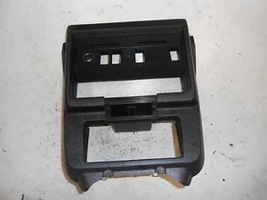 Consola central revestimiento Volvo 240 GL año 1982 - Imagen 1 de 2