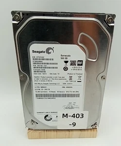 Seagate Barracuda 500GB ST500DM 002 3.5 Hard Drive - Picture 1 of 3