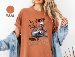 Camisa Summerween Comfort Colors®, Camiseta Esqueleto Verano, Camisa Esqueleto Halloween - Imagen 1 de 49