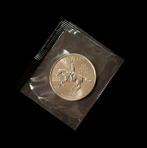1999 D Delaware State BU Washington Quarter US Coin ~ In Original Mint Cello - Picture 1 of 2