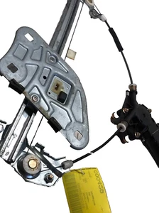 2001 - 2005 HYUNDAI XG350 Sedan Front Electric Door Regulator & Motor Right Side - Picture 1 of 15