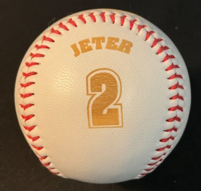 NY Yankees Derek Jeter Steiner Deportes Souvenir Coleccionable Béisbol NUEVO Foto 1 de 4