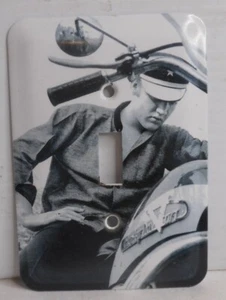 Elvis Presley - Auf Motorrad sitzender einzelner Lichtschalter Metallplatte Abdeckung - Bild 1 von 2